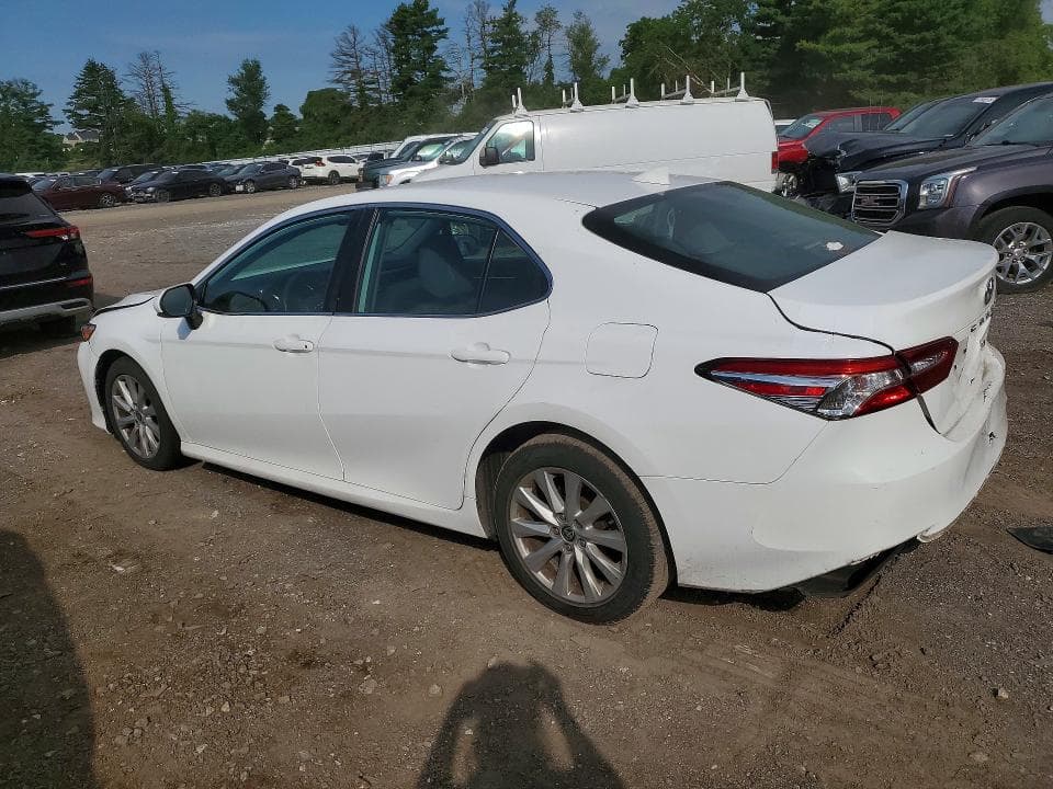 2020 TOYOTA CAMRY LE 2