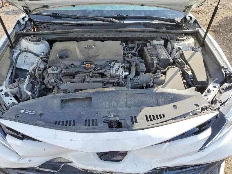 2020 TOYOTA CAMRY LE 11