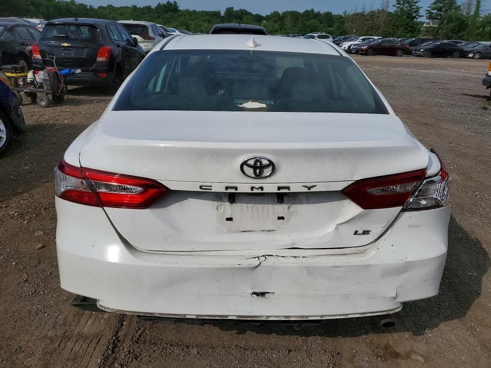 2020 TOYOTA CAMRY LE 6