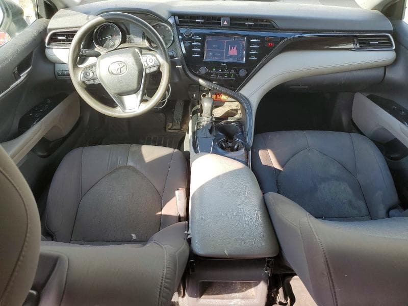 2020 TOYOTA CAMRY LE 8