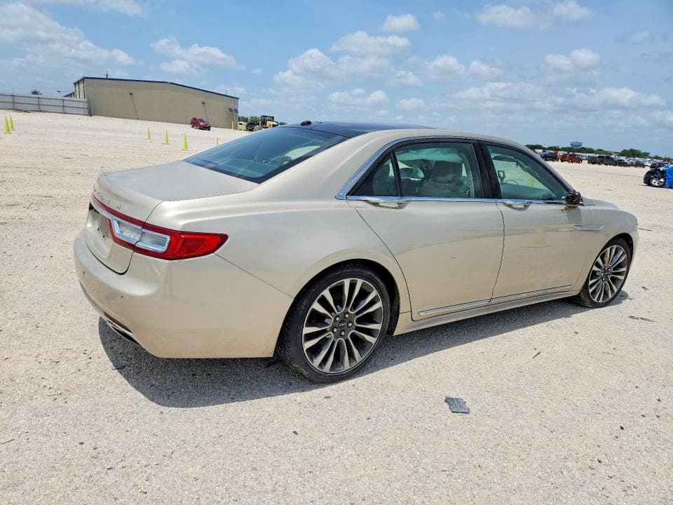 2017 LINCOLN CONTINENTAL SELECT 3