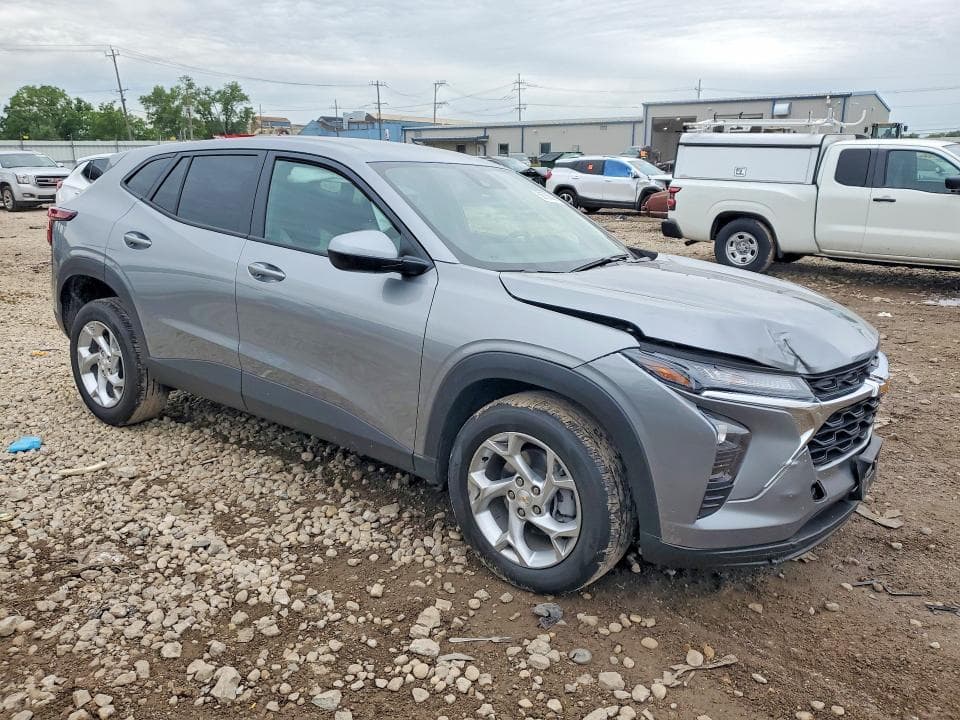 2026 CHEVROLET TRAX LS 4