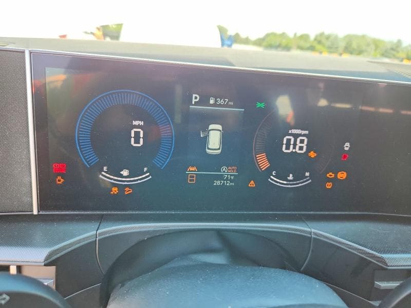 2025 HYUNDAI SANTA FE SE SE 9