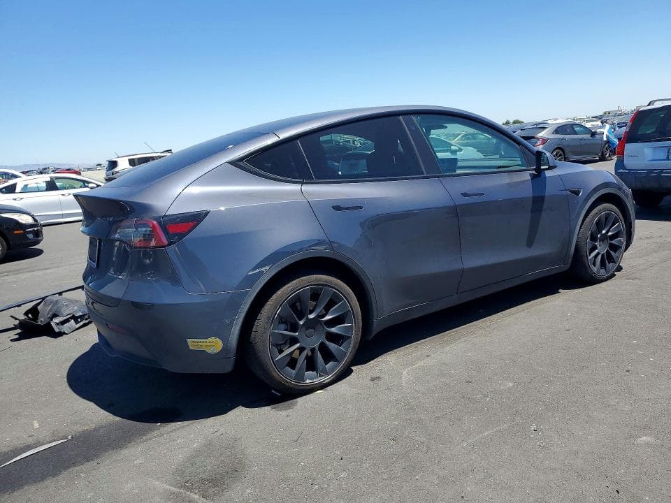 2022 TESLA MODEL Y 3