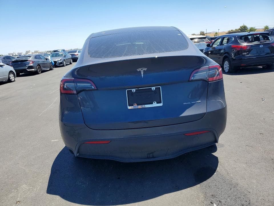 2022 TESLA MODEL Y 6