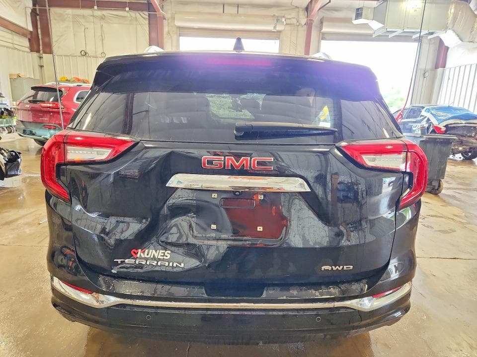 2024 GMC TERRAIN DENALI 6