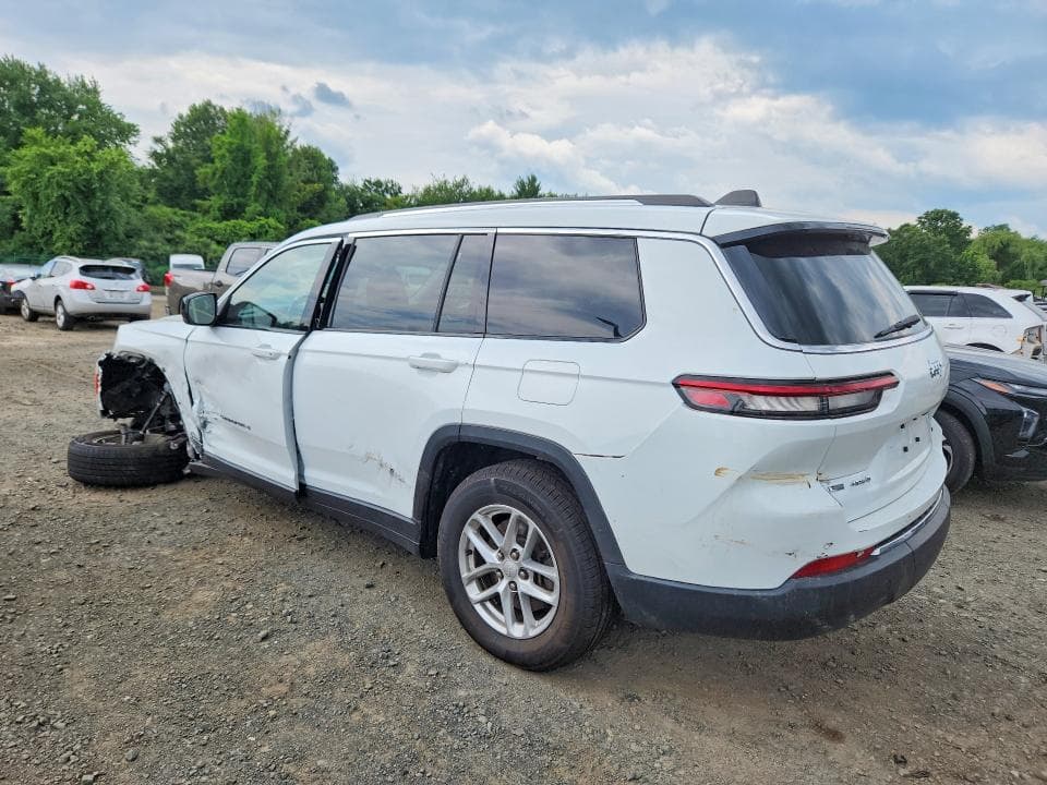 2022 JEEP GRAND CHEROKEE L LAREDO 2