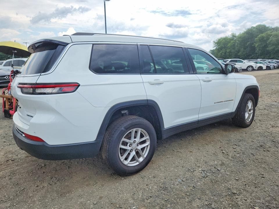 2022 JEEP GRAND CHEROKEE L LAREDO 3