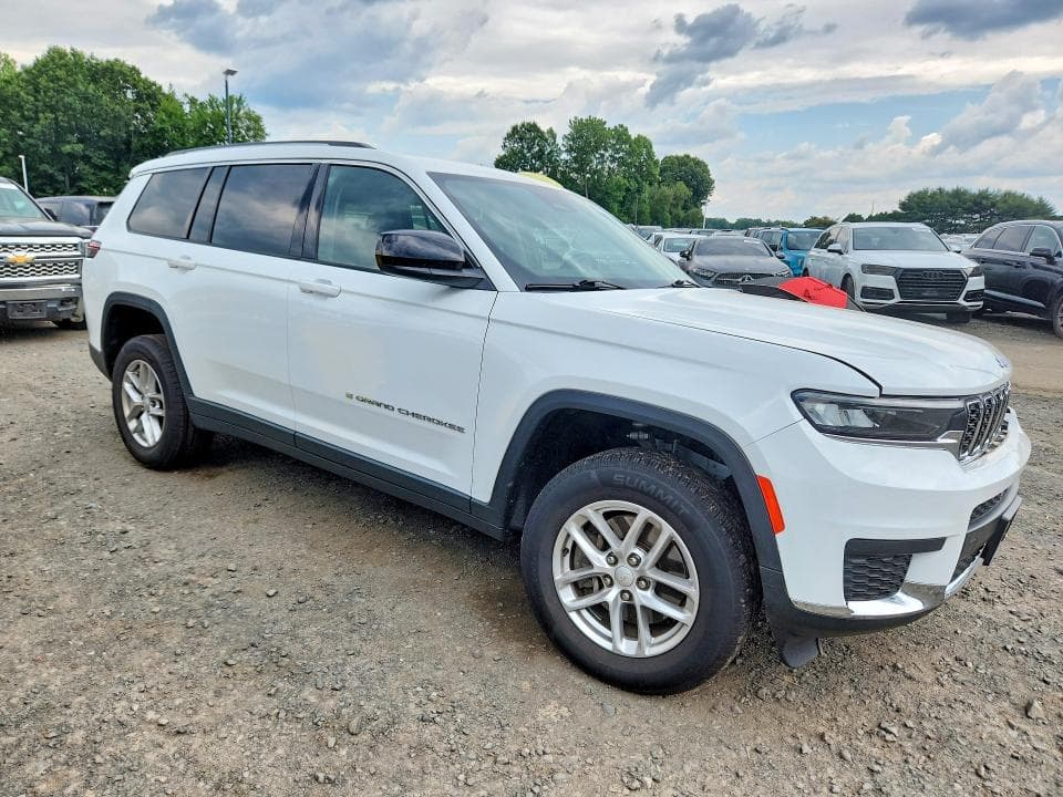 2022 JEEP GRAND CHEROKEE L LAREDO 4