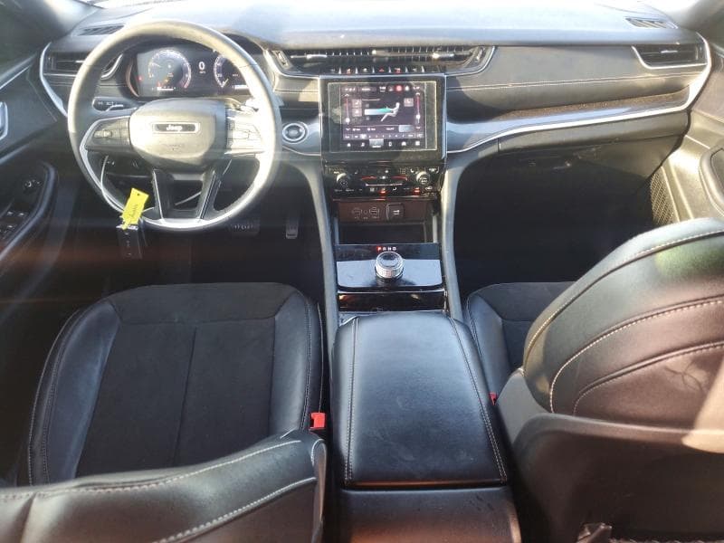 2023 JEEP GRAND CHEROKEE LAREDO 8