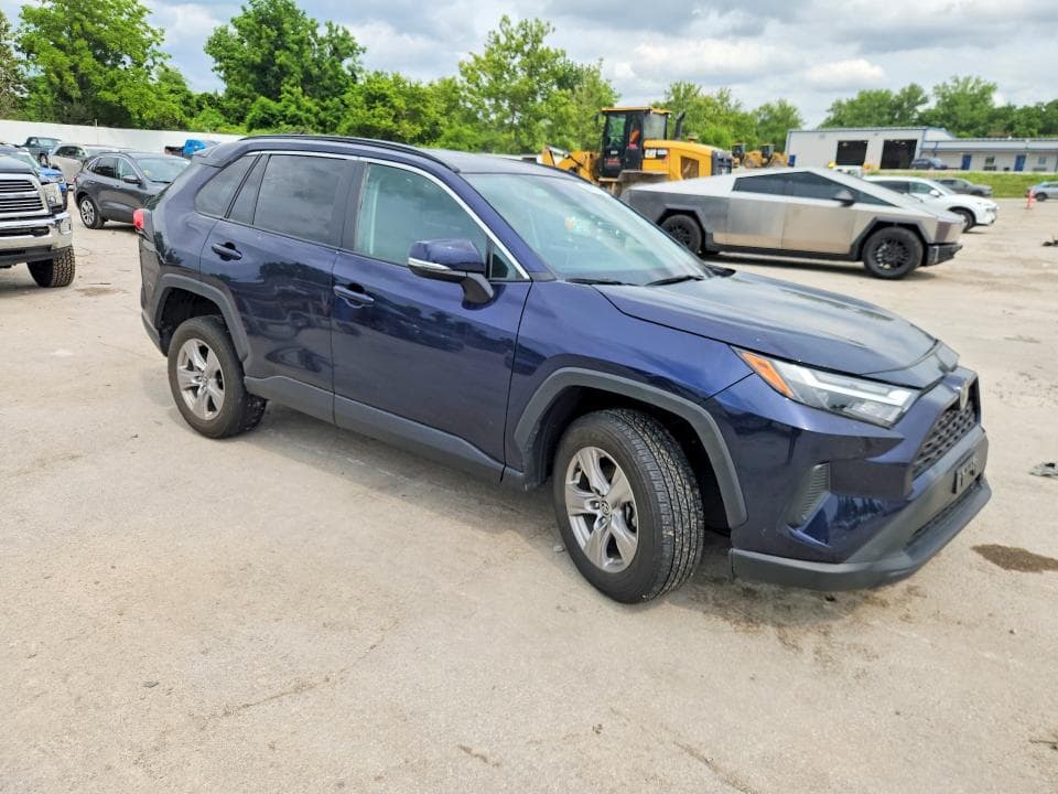 2024 TOYOTA RAV4 XLE 4