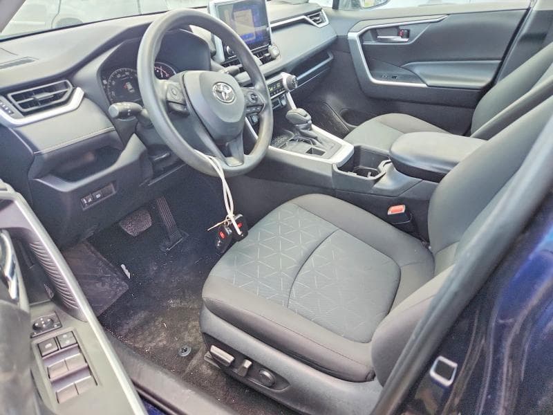 2024 TOYOTA RAV4 XLE 7