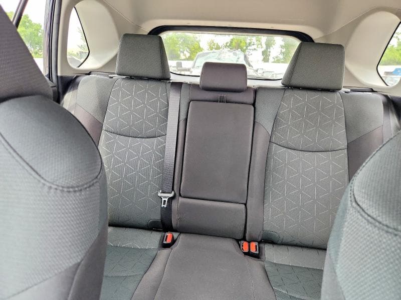 2024 TOYOTA RAV4 XLE 10