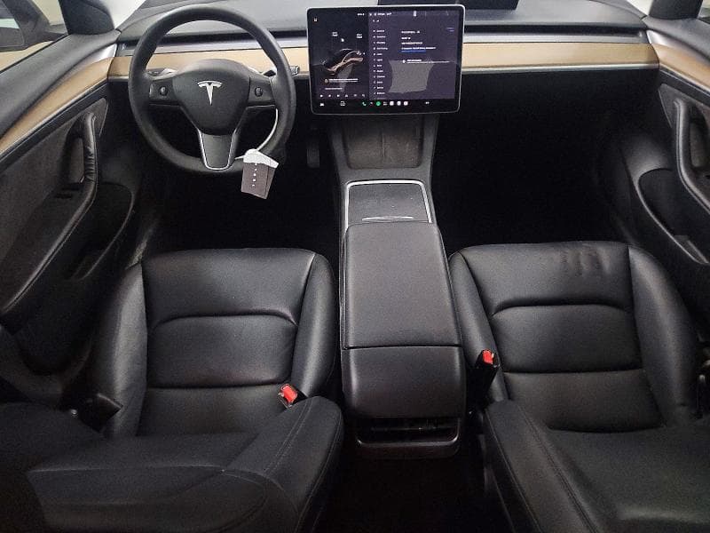 2023 TESLA MODEL 3 8
