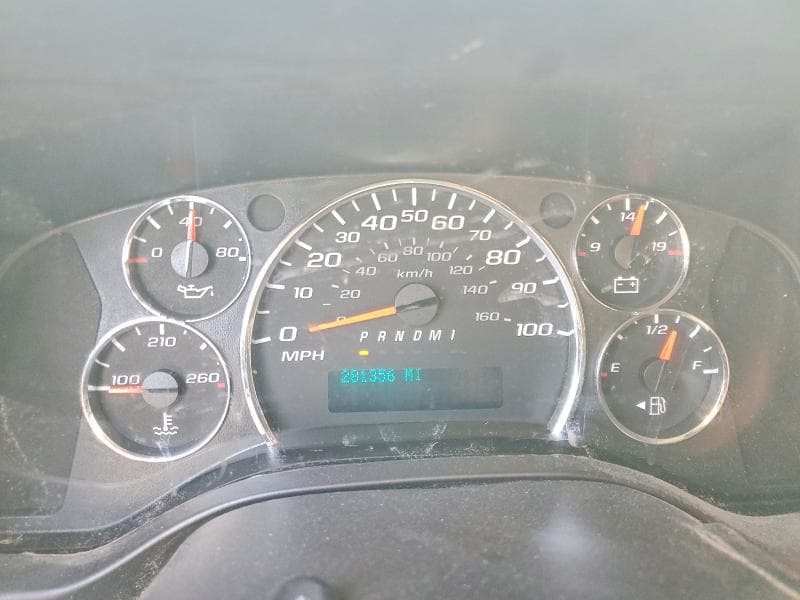 2017 CHEVROLET EXPRESS G2500 9