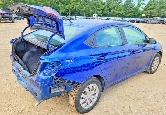 2021 HYUNDAI ACCENT SE 3