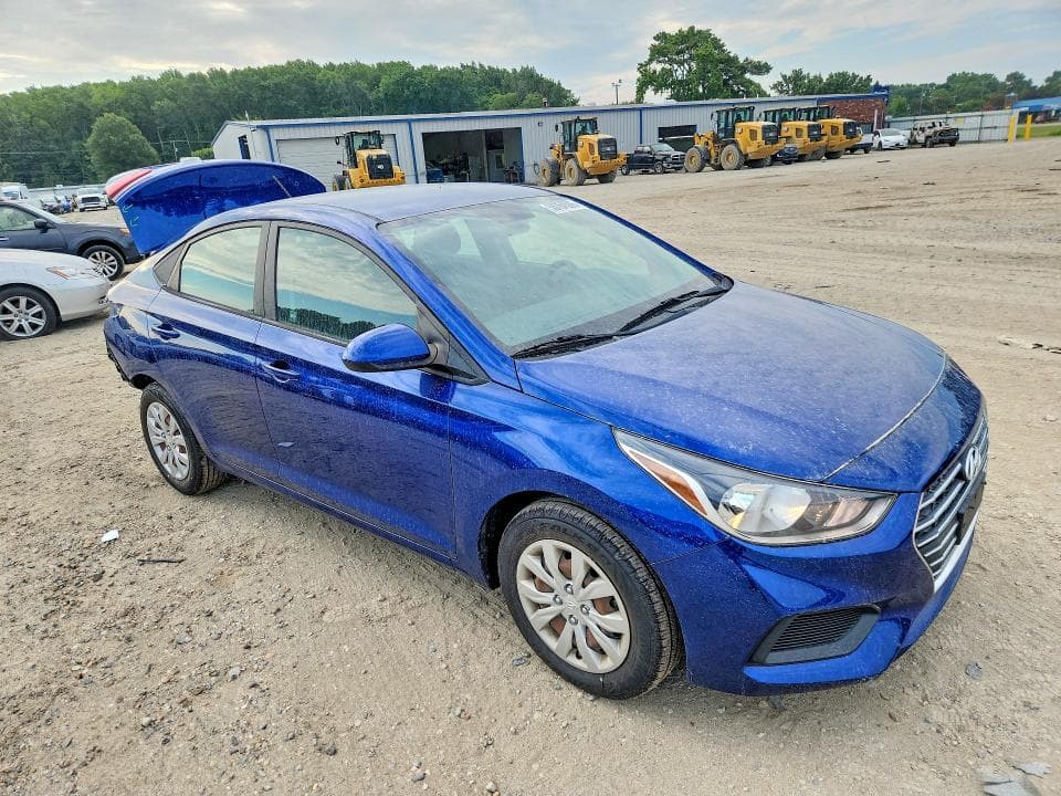 2021 HYUNDAI ACCENT SE 4