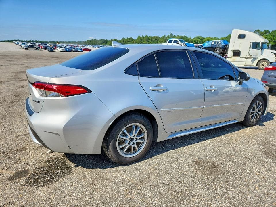 2022 TOYOTA COROLLA LE LE 3