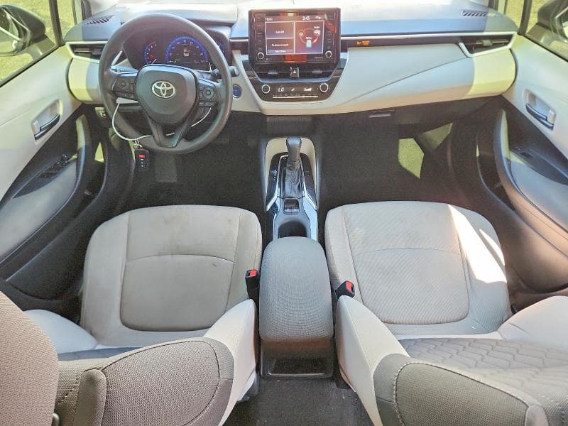 2022 TOYOTA COROLLA LE LE 8