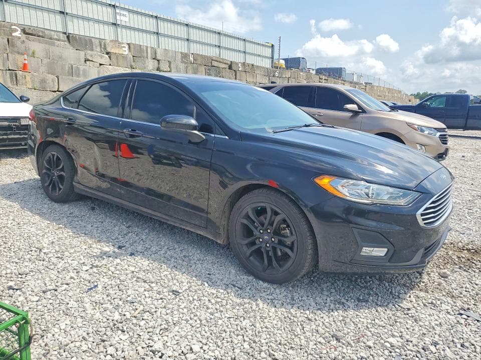 2020 FORD FUSION SE 4