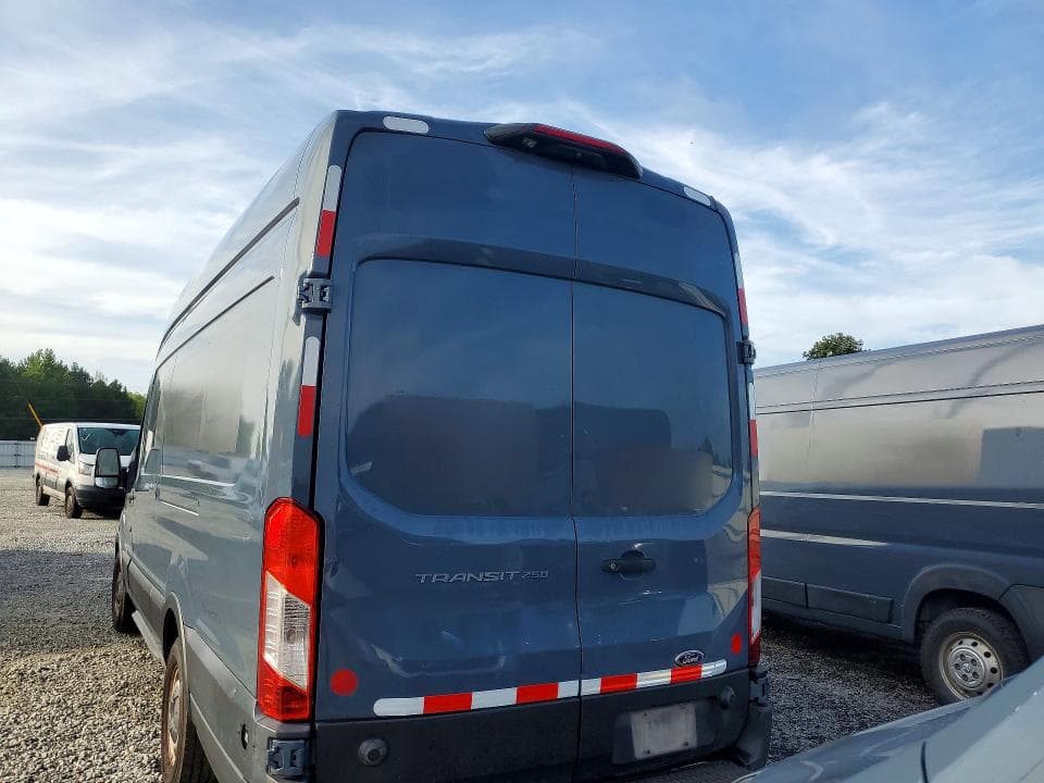2020 FORD TRANSIT 250 DELIVERY VAN 6