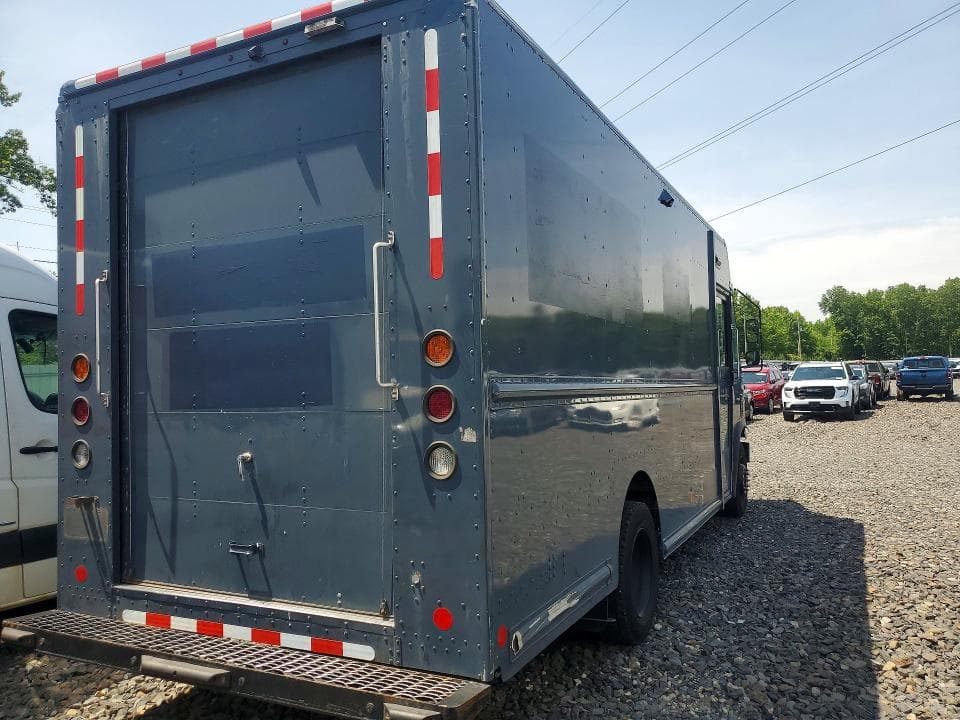 2021 FORD F59 DELIVERY TRUCK 3