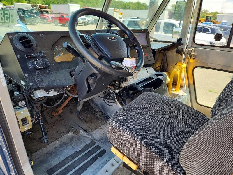 2021 FORD F59 DELIVERY TRUCK 8