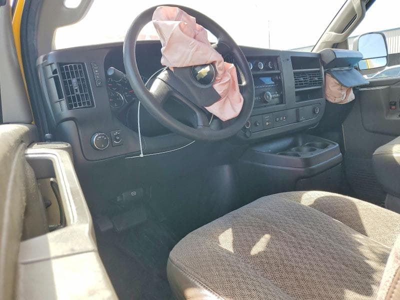 2024 CHEVROLET EXPRESS G2500 8