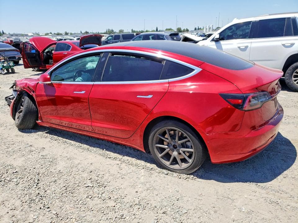 2018 TESLA MODEL 3 2