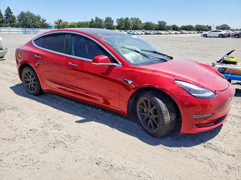 2018 TESLA MODEL 3 4