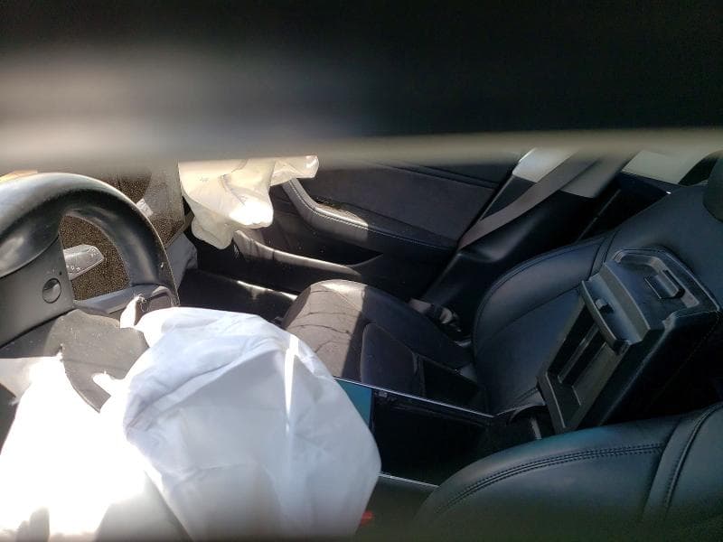 2018 TESLA MODEL 3 9