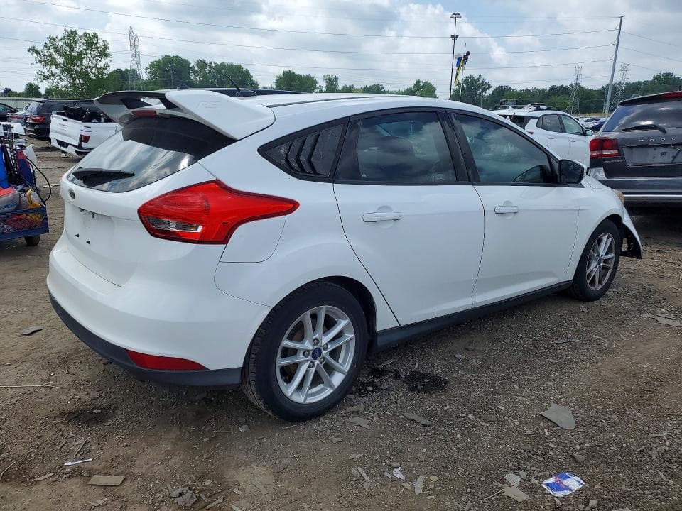 2016 FORD FOCUS SE 3