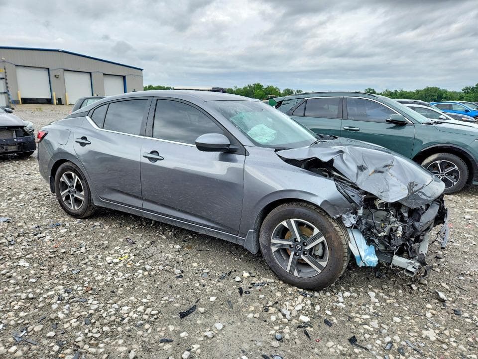 2025 NISSAN SENTRA SV 4