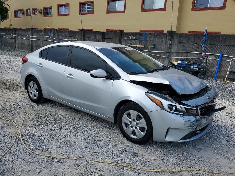 2018 KIA FORTE LX 4