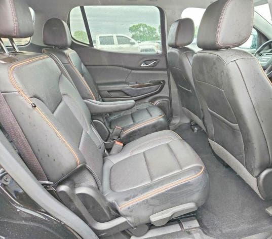 2022 GMC ACADIA AT4 11