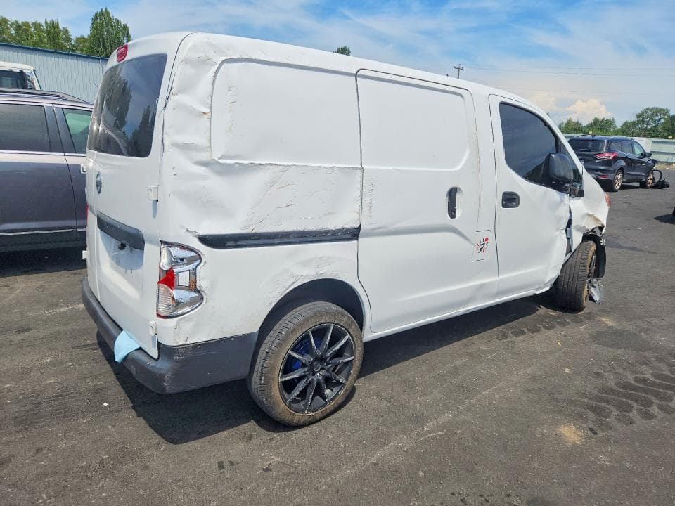 2017 NISSAN NV200 S S 3
