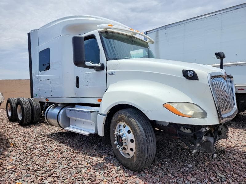 2018 INTERNATIONAL LT625 SEMI TRUCK