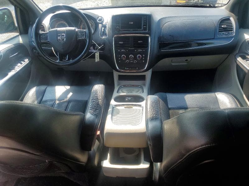 2017 DODGE GRAND CARAVAN SXT 8