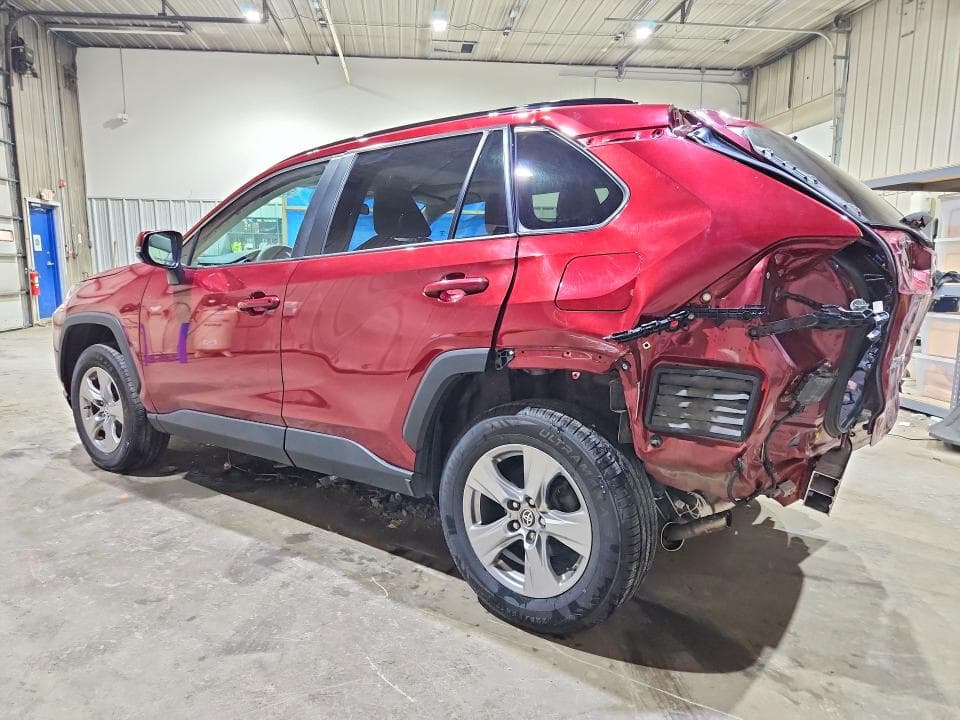 2022 TOYOTA RAV4 XLE XLE 2