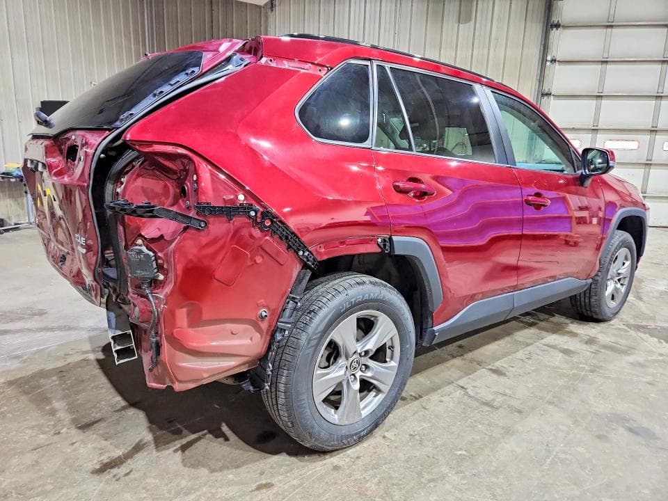 2022 TOYOTA RAV4 XLE XLE 3