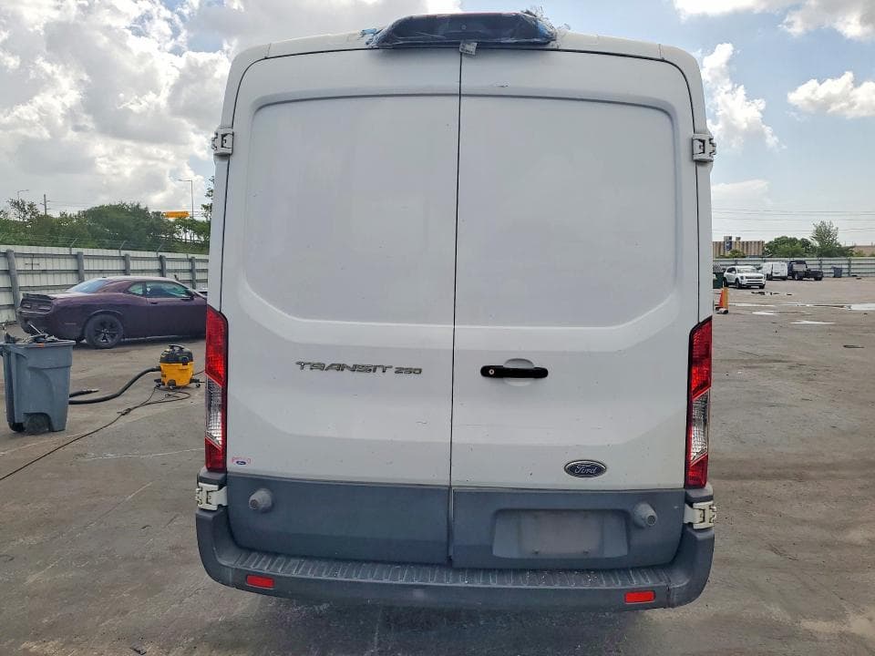 2018 FORD TRANSIT T-250 7
