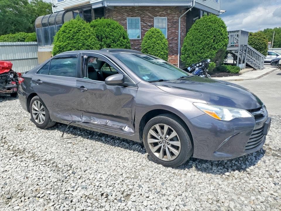 2017 TOYOTA CAMRY XLE XLE 4