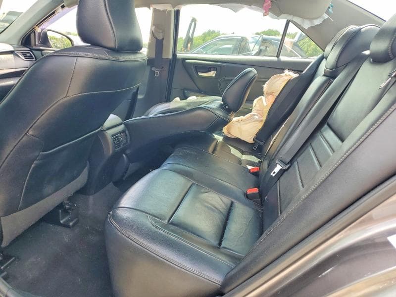 2017 TOYOTA CAMRY XLE XLE 10
