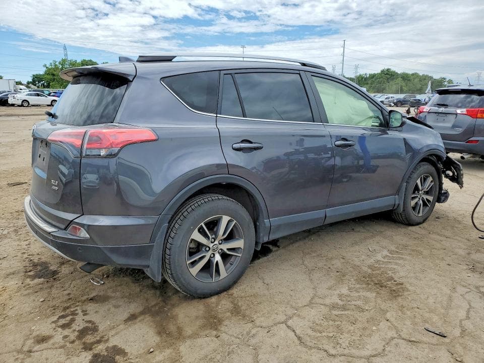 2018 TOYOTA RAV4 XLE XLE 3