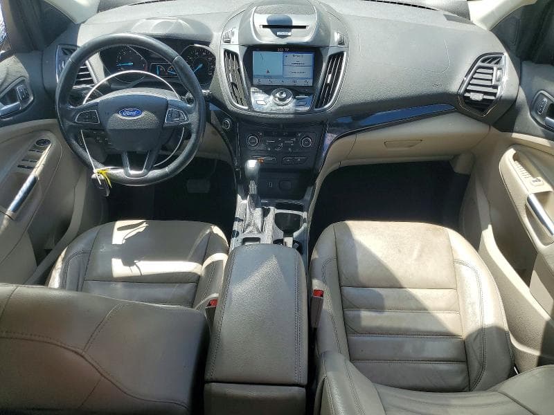 2017 FORD ESCAPE TITANIUM 8