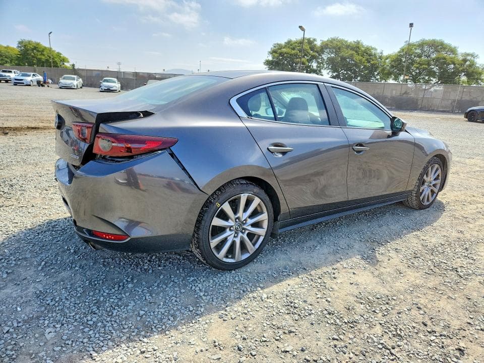 2020 MAZDA 3 SELECT 3