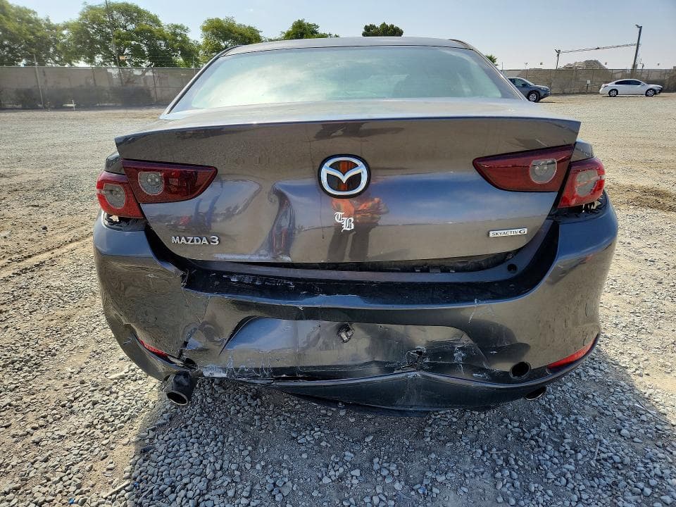 2020 MAZDA 3 SELECT 6