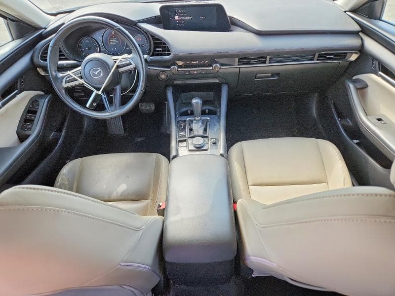 2020 MAZDA 3 SELECT 8