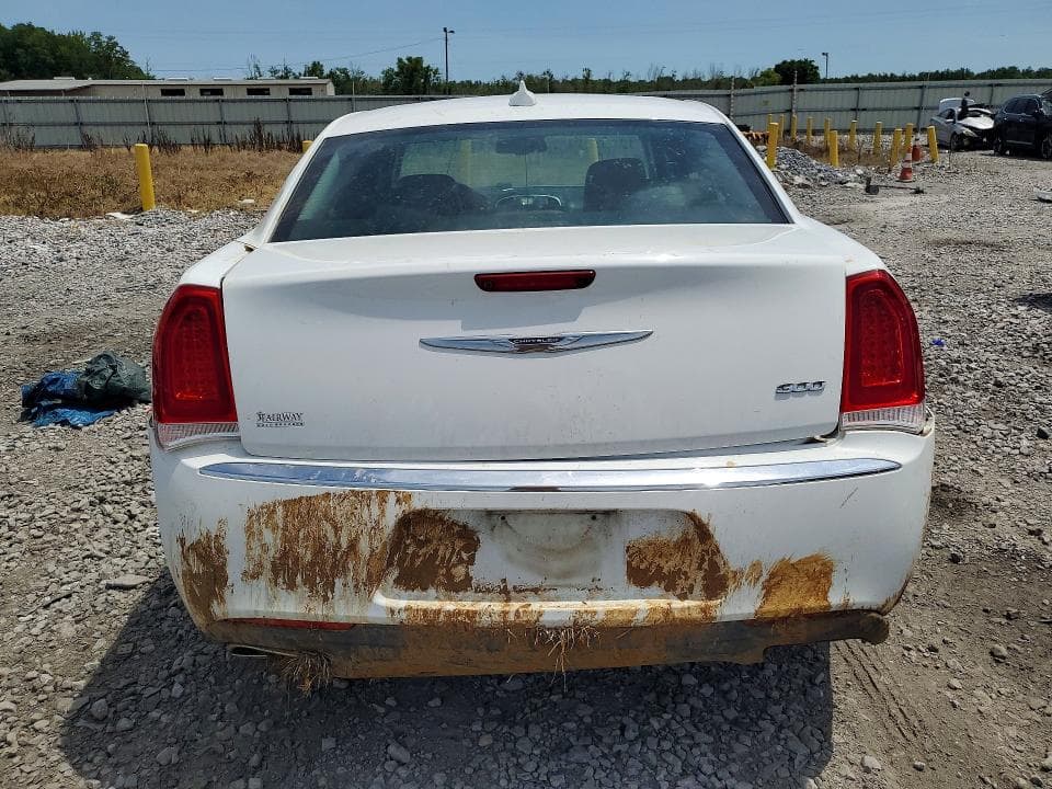 2017 CHRYSLER 300 LIMITED 6