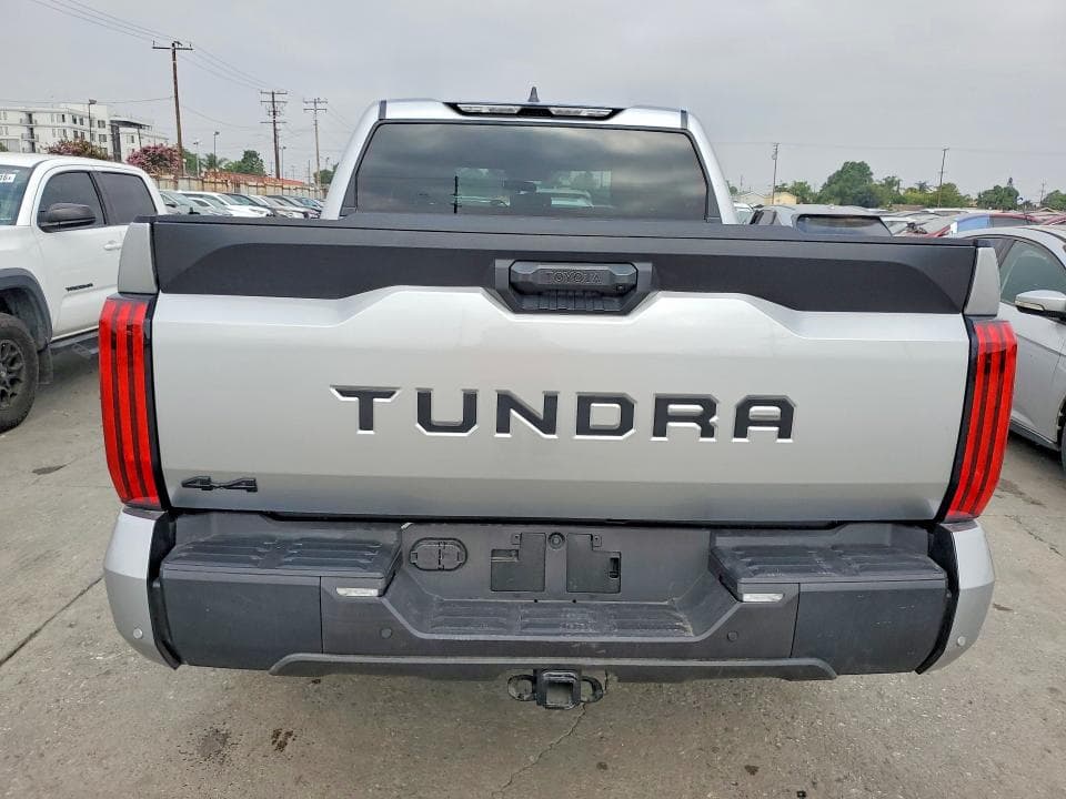 2026 TOYOTA TUNDRA SR5 SR5 6